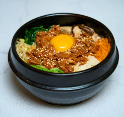 Spicy Pork Stone-pot Bibimbab 辣炒豬肉石鍋拌飯